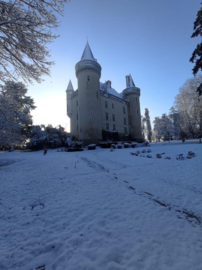 Chateau Saint-Chartier Bed & Breakfast ภายนอก รูปภาพ